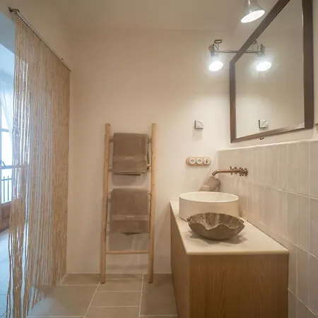 Mondejar 14 Coliving Centro إِستيبونا