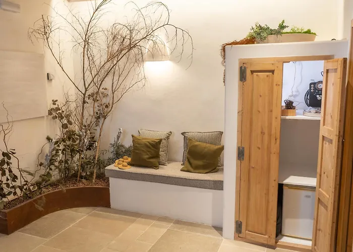 Mondejar 14 Coliving Centro Εστεπόνα