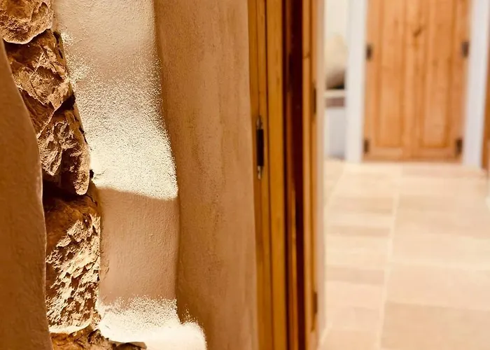 Mondejar 14 Coliving Centro 3* Εστεπόνα